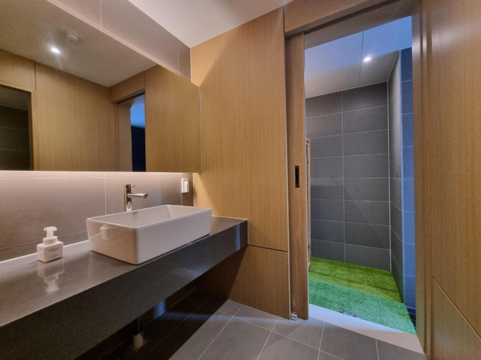 Bathroom 5