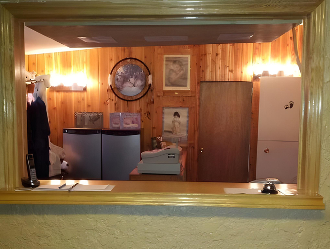 Others 5, Bear Country Inn, Division No. 23