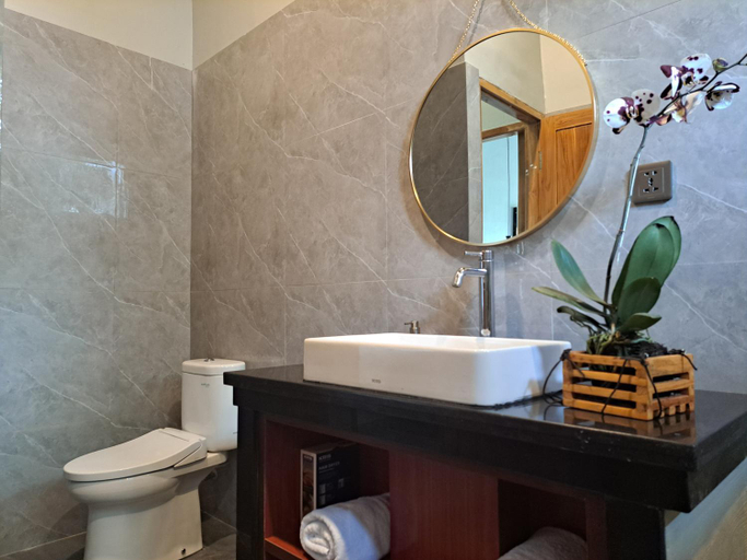 Bathroom 3, MAYURA BALI VILLA, Buleleng