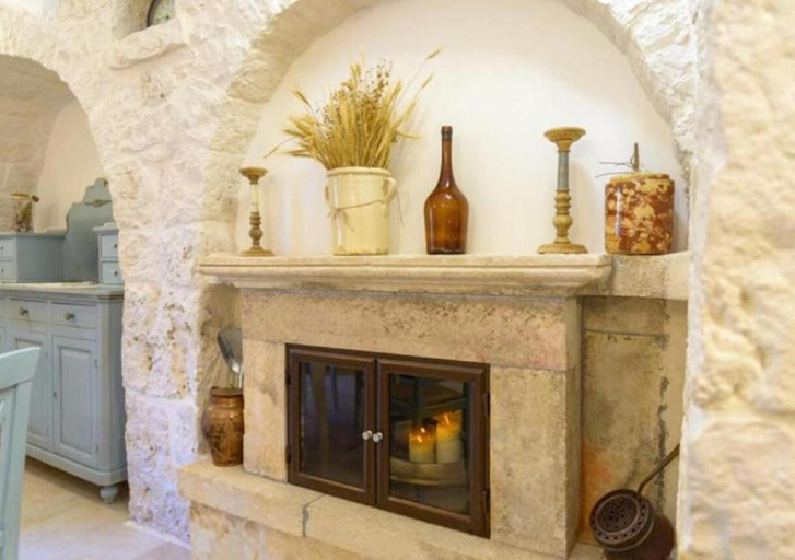 Others 4, Trullo U Selvese - Private Parking, Bari