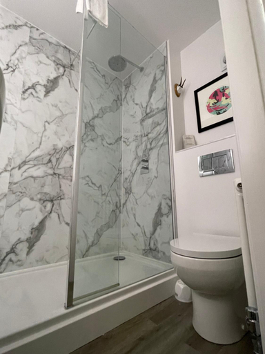 Bathroom 3, MHOR 84 - Not on the West Highland Way, Stirling