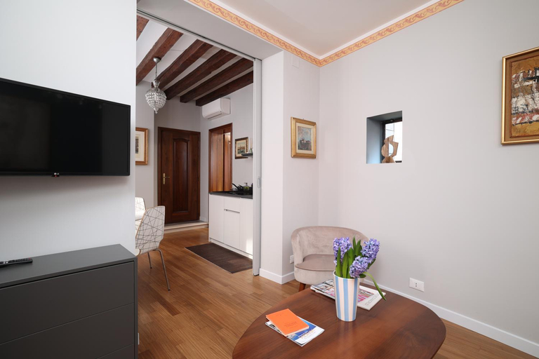 Others 5, San Marco 379, Venezia