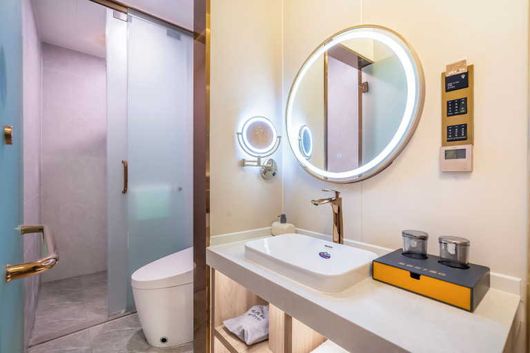 Bathroom 4, Dequan Luxury CBD Hotel, Beijing