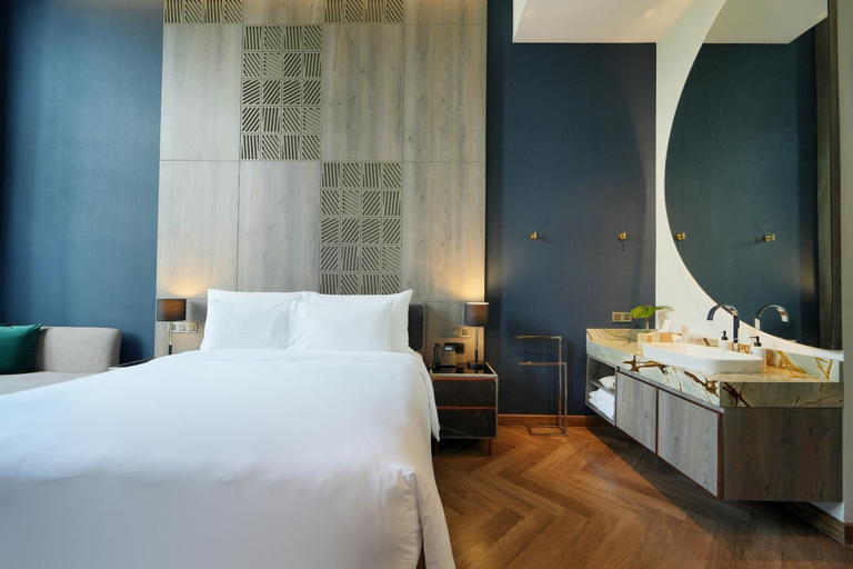 Bedroom 16