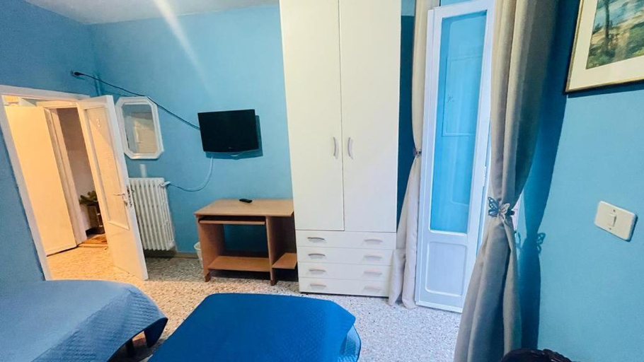 Others 3, Domi B&B, Macerata