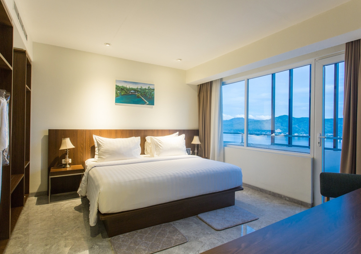 Bedroom 4, Hotel Santika Premiere Ambon, Ambon