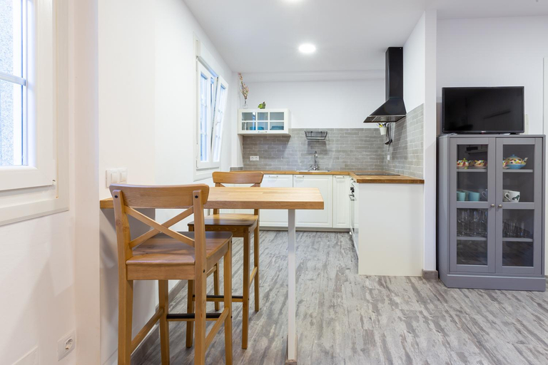 Others 5, Apartamentos Moreira & Betanzos, A Coruña