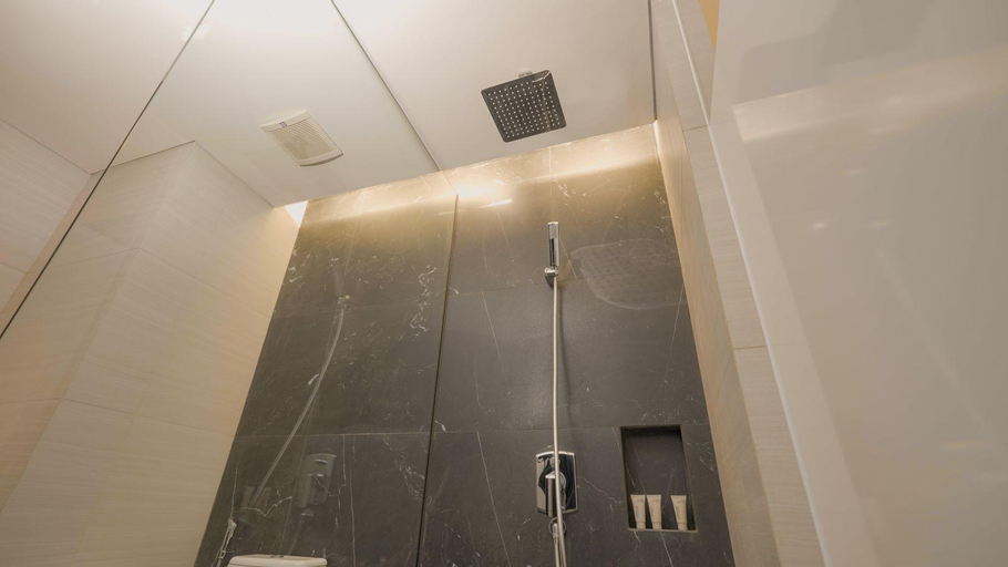 Bathroom 5
