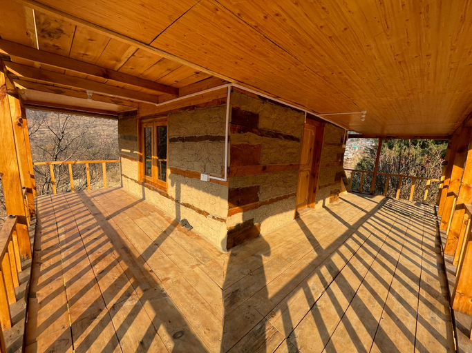 Balcony/terrace 3, Woodstock Villa, Kullu