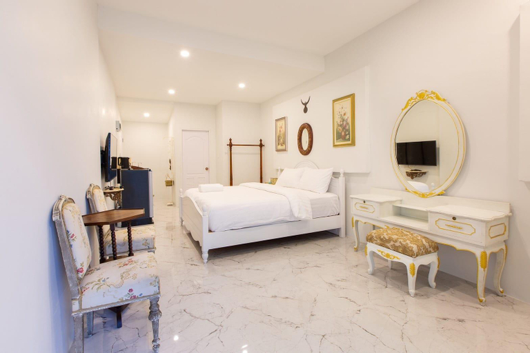 Bedroom 6