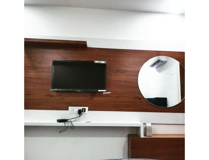 Others 3, Hotel Metro, Vadodara, Vadodara