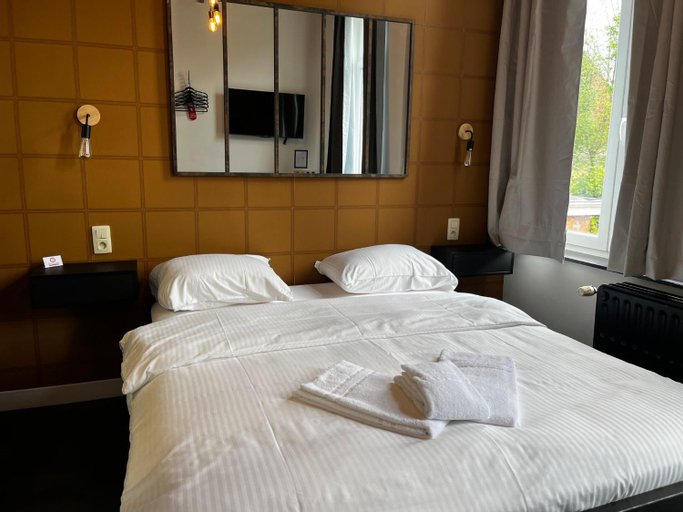 Bedroom 1, BED Pepin, Namur