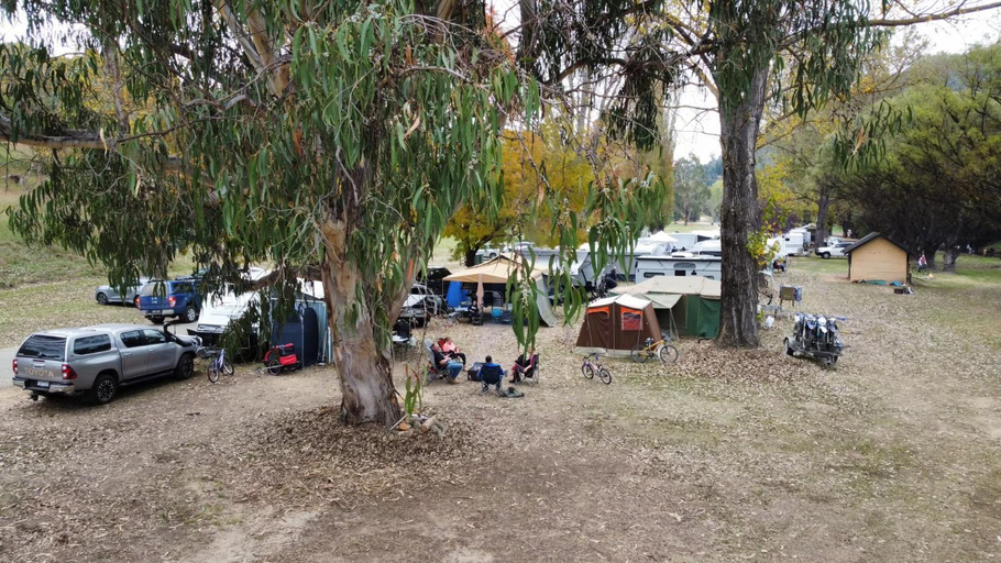 Others 4, Omeo Holiday Park, E. Gippsland Bal
