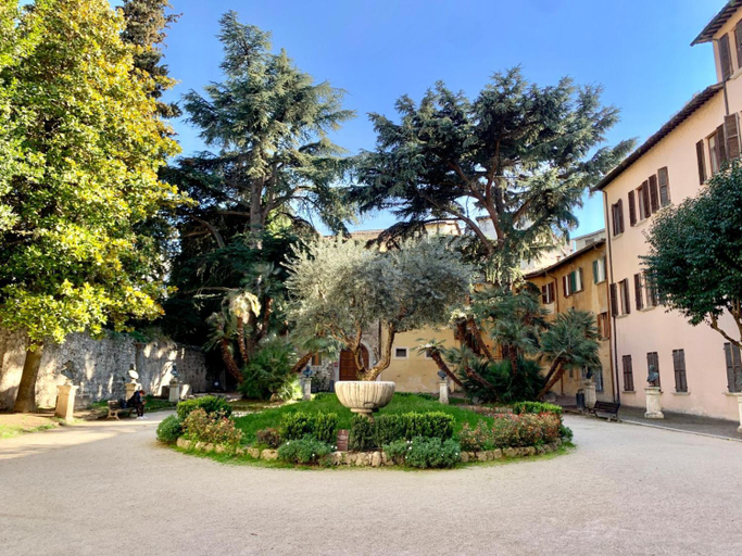 Others 3, Suite Atelier Arringo, Ascoli Piceno