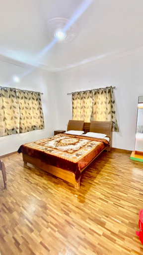Bedroom 16
