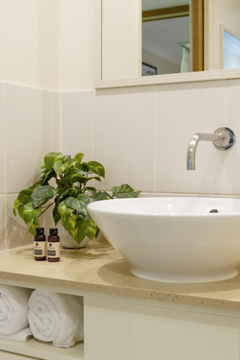 Bathroom 8