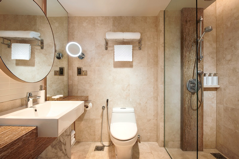 Bathroom 23