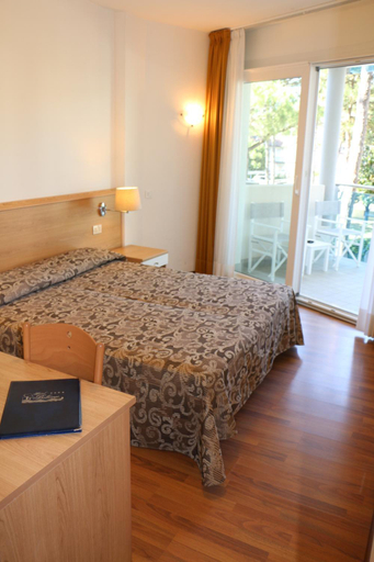 Bedroom 10