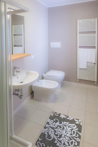 Bathroom 3, Appartamenti Regina, Belluno