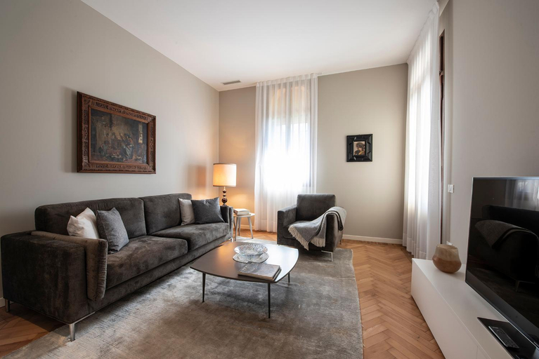 Others 3, Ca' delle Contesse - Villa on lagoon with private dock and spectacular view, Venezia