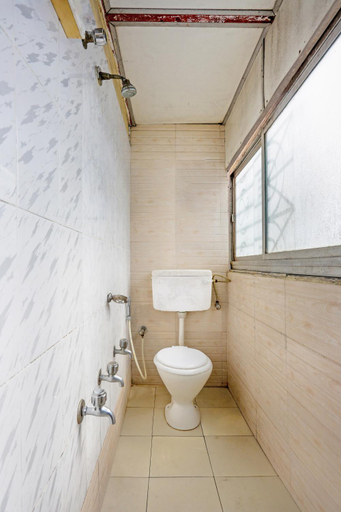 Bathroom 5, Hotel Golden Plaza, Mumbai Suburban
