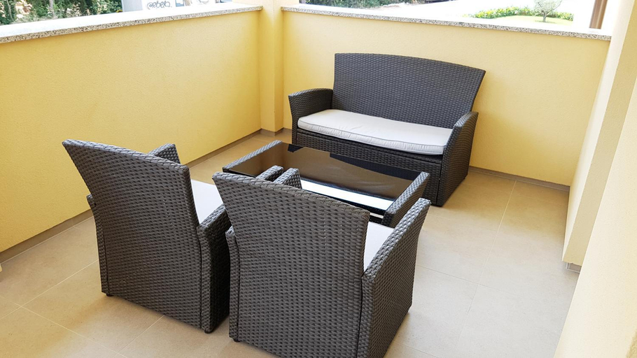 Others 3, Villas Simag, Medulin