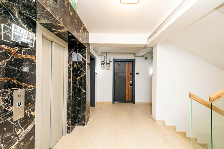 Others 2, Apart HOTEL Fusion Tower, Iasi