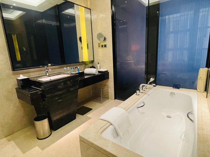 Bathroom 5, Wanda Realm Maanshan Hotel, Ma'anshan