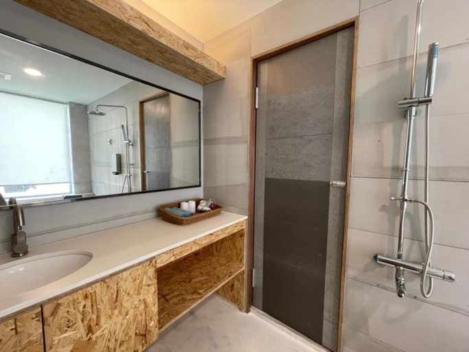 Bathroom 2, Hide and Sea at Green Island, Taitung
