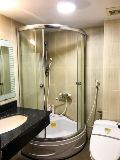 Others 5, LA house, Hai Bà Trưng