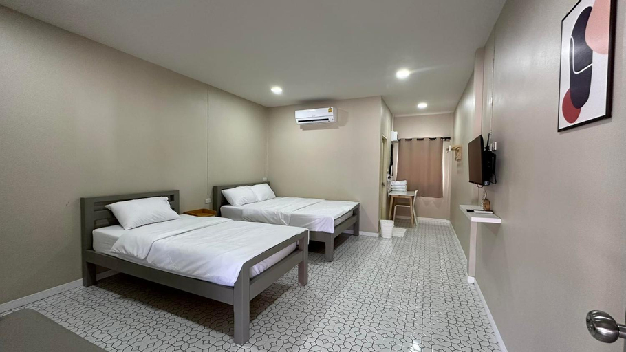 Bedroom 8