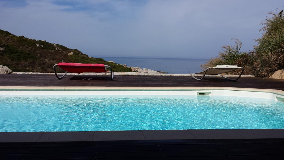Others 4, Castelia, Haute-Corse