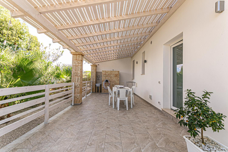 Others 5, Resort Almaredamarra con piscina e idromassaggio sul mare, Lecce