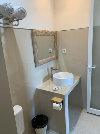 Bathroom 4