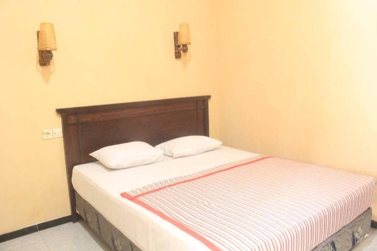 Bedroom 4, Surya Guest House, Probolinggo