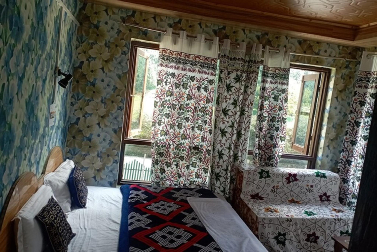 Bedroom 16