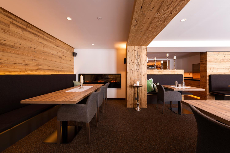 Food & Drinks 3, Muntanella, Bludenz