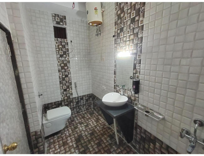 Bedroom 3, Hotel Anuj Residency, Chitrakoot, Satna