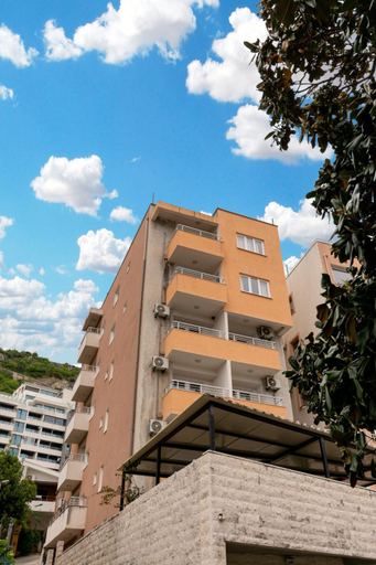 Others 5, Apartments Evropa Lux