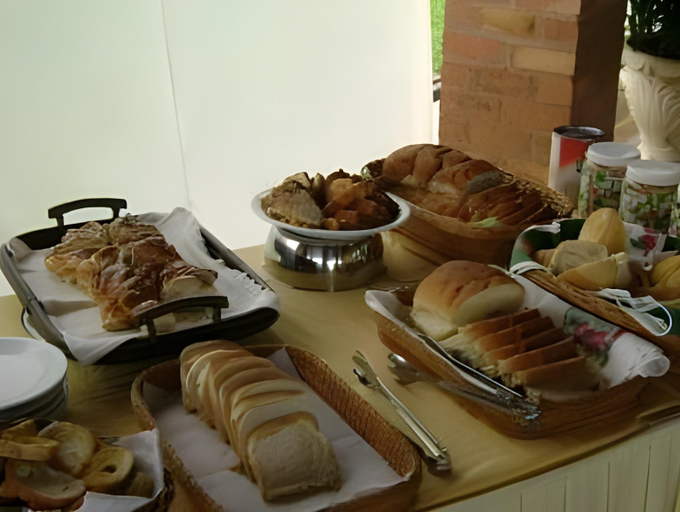 Food & Drinks 5, Pousada Vale do Dinossauro, São Pedro