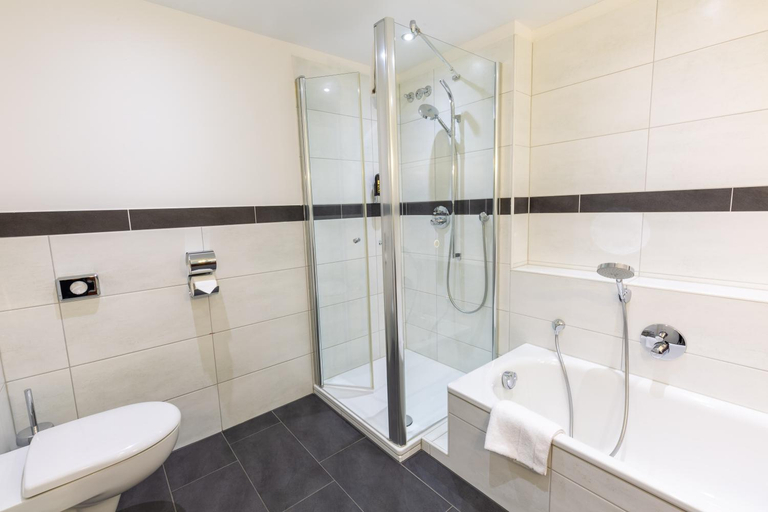 Bathroom 3, DAS WESEL - DEIN HOTEL AM RHEIN, Rhein-Hunsrück-Kreis