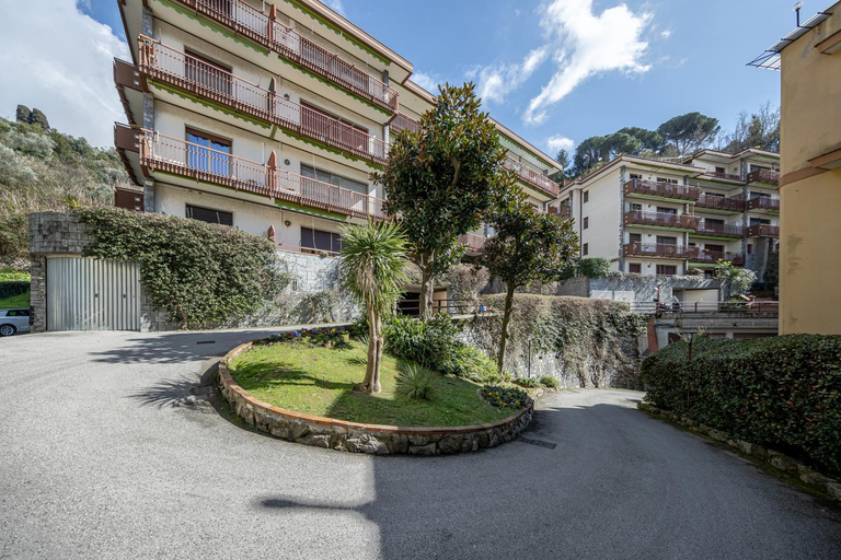 Casa Isabella, Genova