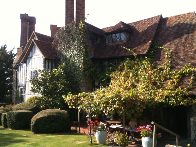 Others 2, Long Crendon Manor B&B, Buckinghamshire