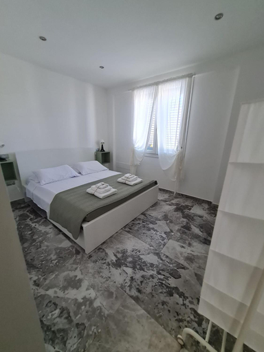 Others 5, 180Passi B&B, Lecce