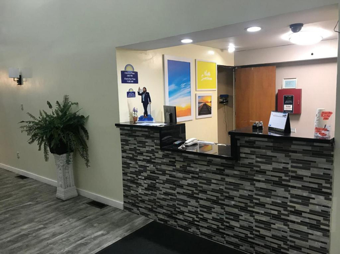 Public Area 2, Days Inn by Wyndham Thomson, McDuffie