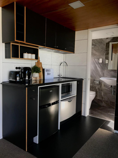 Others 4, Onehunga Garden Tinyhouse with parking, Waitakere