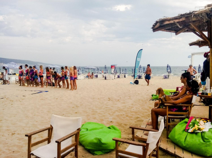 Food & Drinks 4, The chill House in Sunny Beach, Nesebar