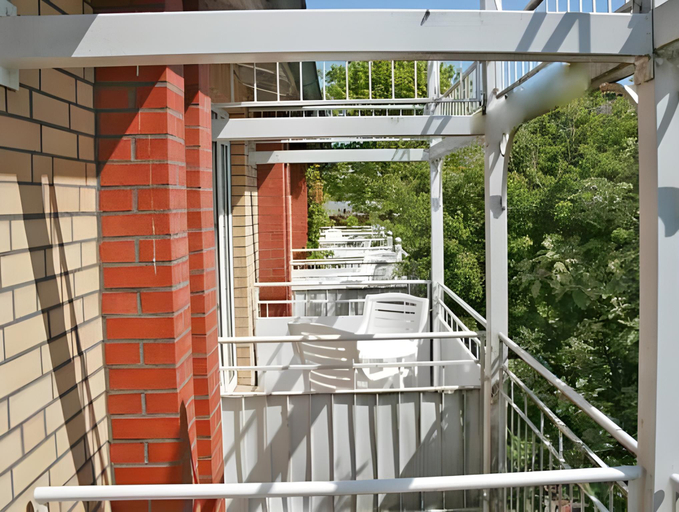 Others 5, Michels Gastehaus Meerzeit, Aurich