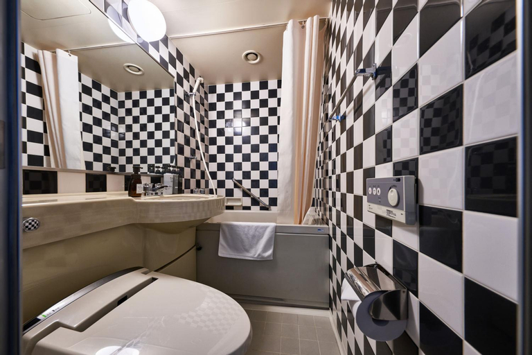 Bathroom 30