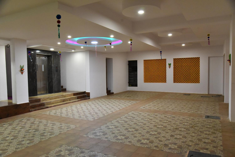 Others 4, Ananda Residency, Thanjavur